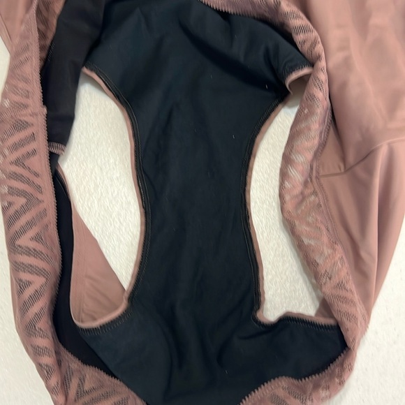 Thinx Hiphugger Sz 4X Period Underwear Bundle of 2 Dark Taupe NWT - Picture 7 of 9